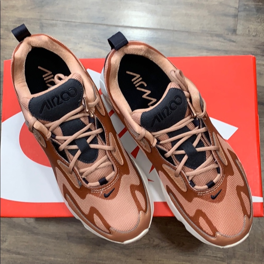 W AIR MAX 200 running shoes - Picture 11 of 16